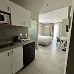 Argiri & Aparthotel