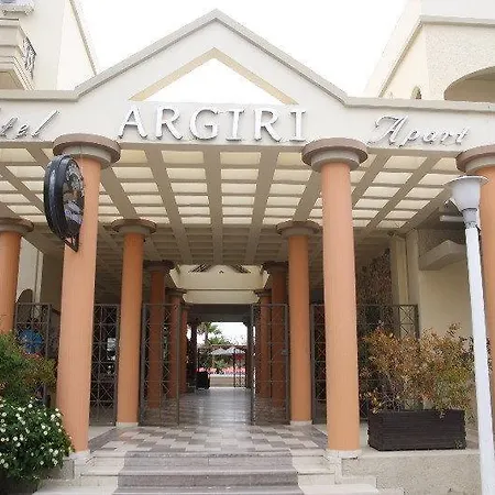 Argiri & 公寓式酒店 3*