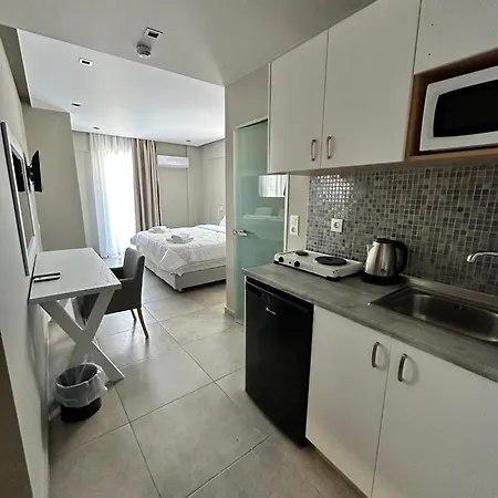 Argiri & Lejlighedshotel 3*
