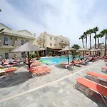 Hotel apartamentowy Argiri & 3*