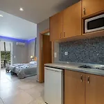 Argiri & Lejlighedshotel 3*