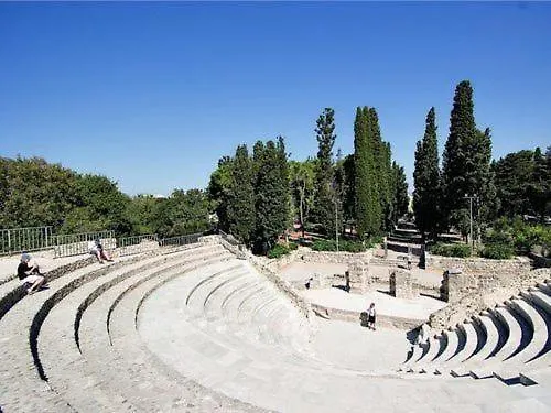 Argiri & מלון דירות 3*